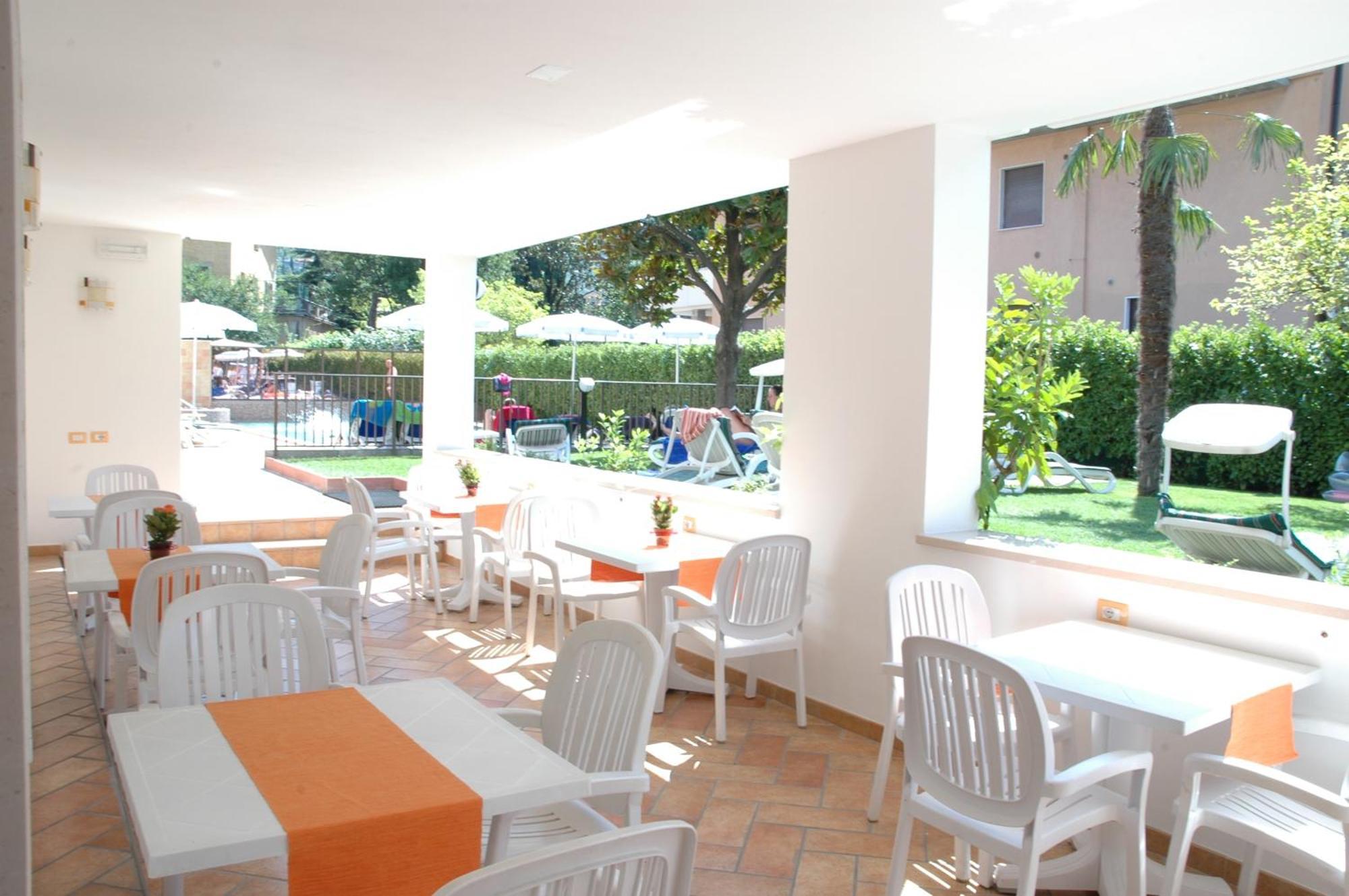 Hotel Garni Villa Magnolia 토르볼레 외부 사진