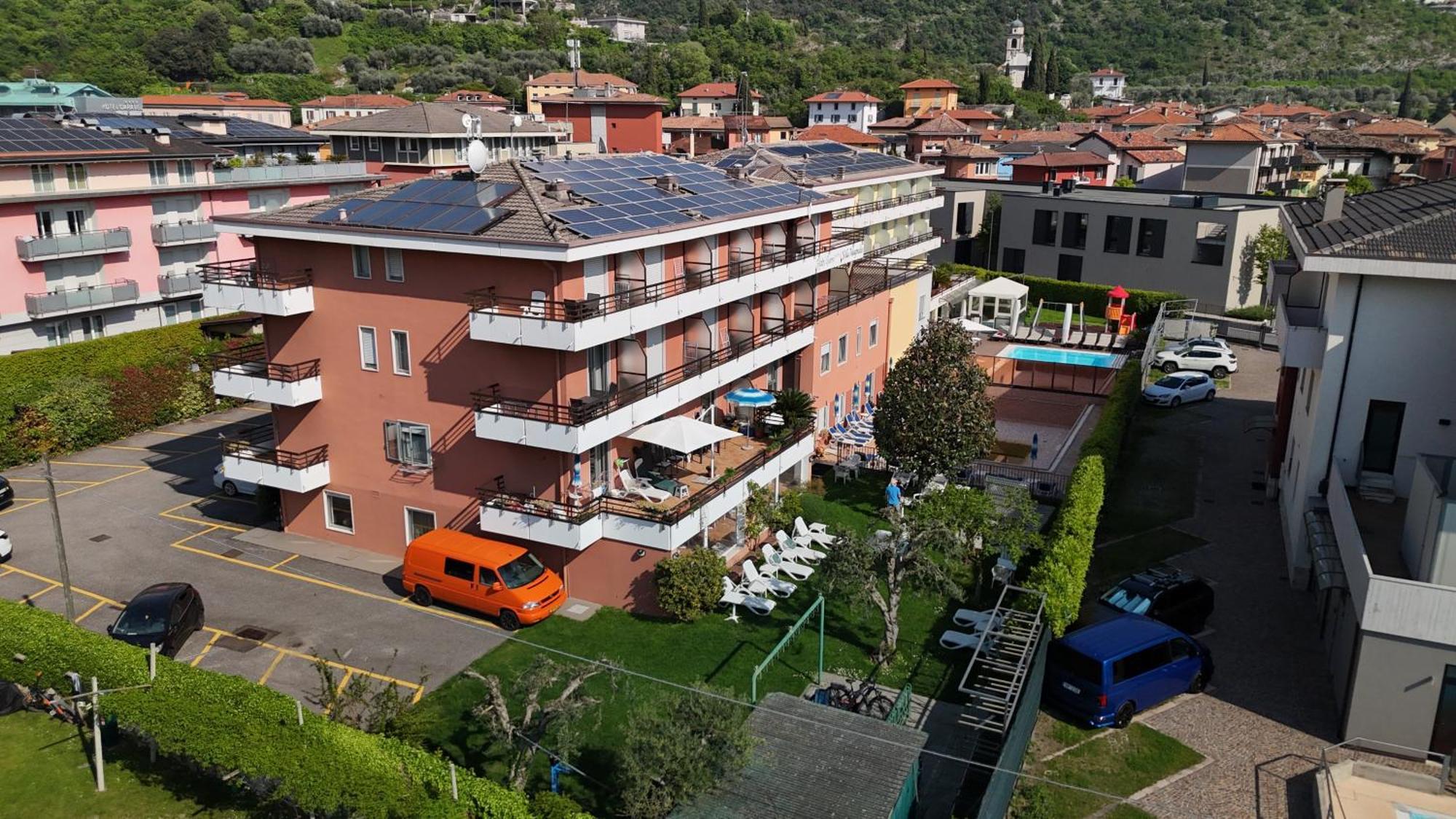 Hotel Garni Villa Magnolia 토르볼레 외부 사진